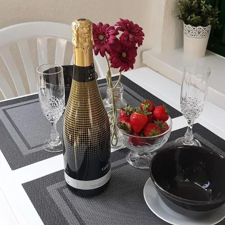 Royal Apartament-200m From Beach- Wifi Daire *
