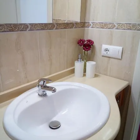 Royal Apartament-200m From Beach- Wifi * טוסה דה מאר