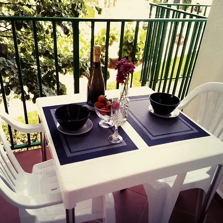 Royal Apartament-200m From Beach- Wifi דירה *