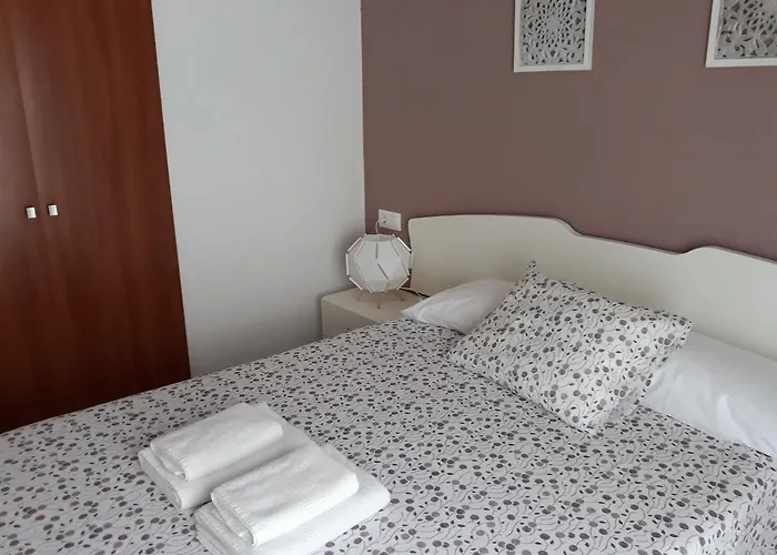 Royal Apartament-200m From Beach- Wifi Apartment *